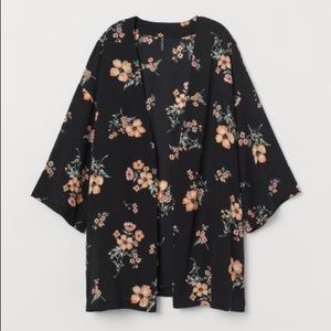 H&M Black Floral Crêpe Kimono